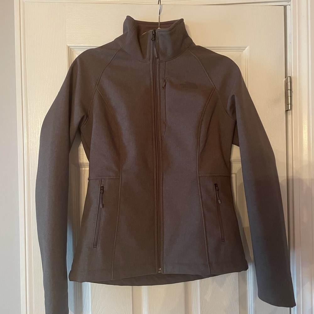 NORTHFACE Women’s Jacket 🌟